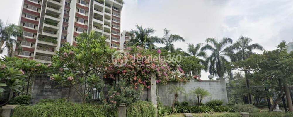 Palm Court Apartment