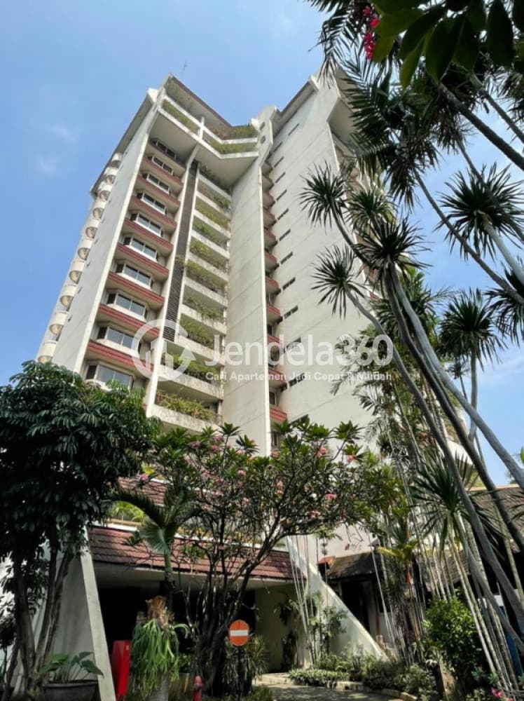 Palm Court Apartment