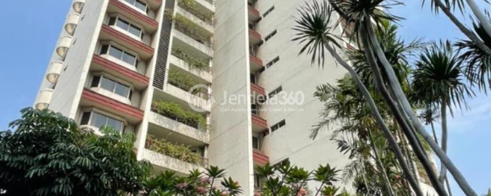 Palm Court Apartment
