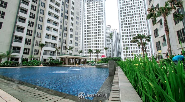 Pool Corner