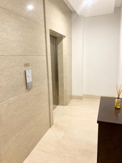 private lift