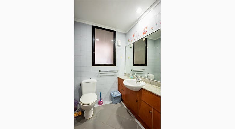 Bathroom 2