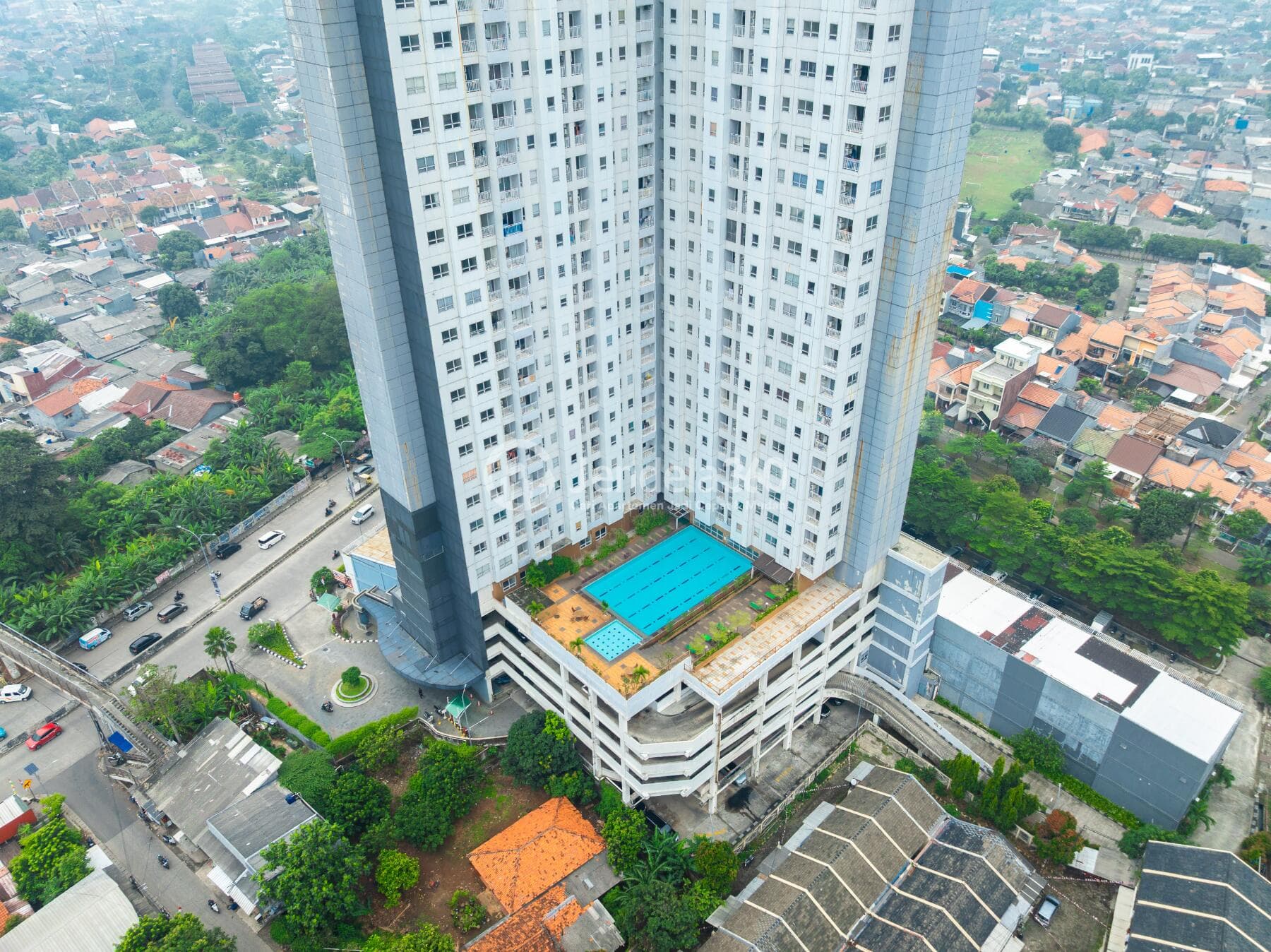 Metro Garden Apartement