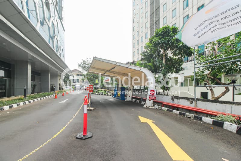 Enterance Gate