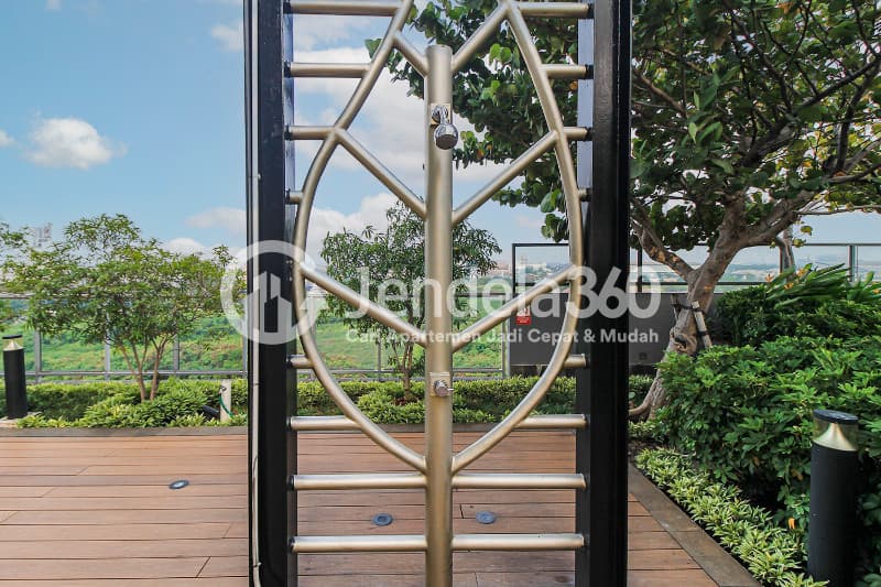 Outdoor Shower Swimming Pool